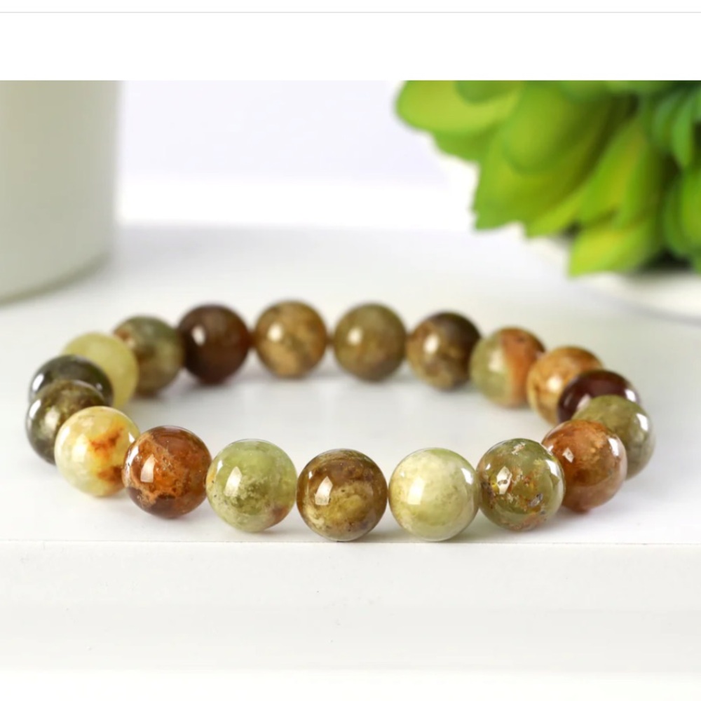 Authentic‎ Green Garnet 10mm Beaded Stretchy Bracelet by Bombshell Beads - Picture 3 of 3